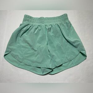 Lululemon Athletica Mint Green Athletic Shorts Sz 6